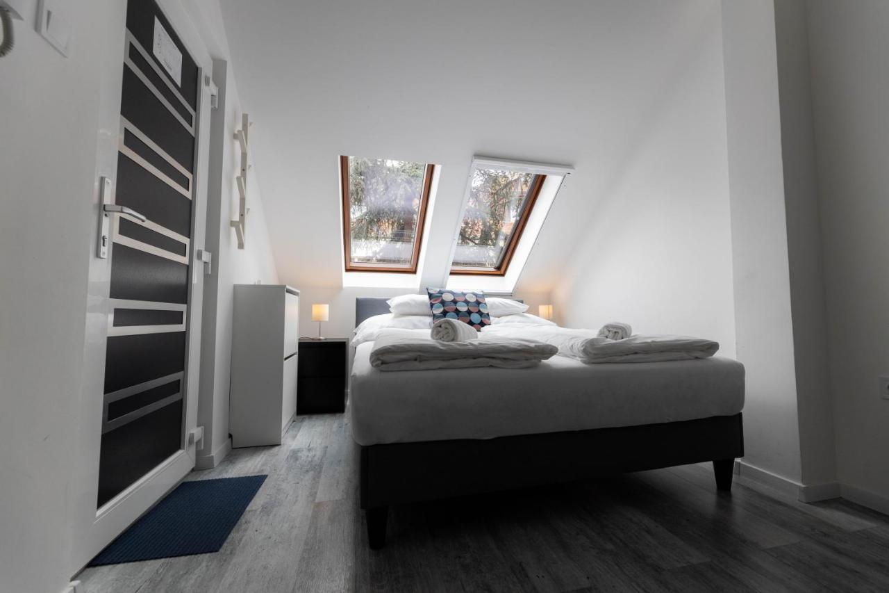 Roomstore Studio Apartments Eger Eksteriør bilde
